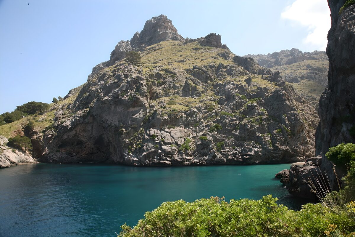 : Prachtig uitzicht op een baai in Mallorca
