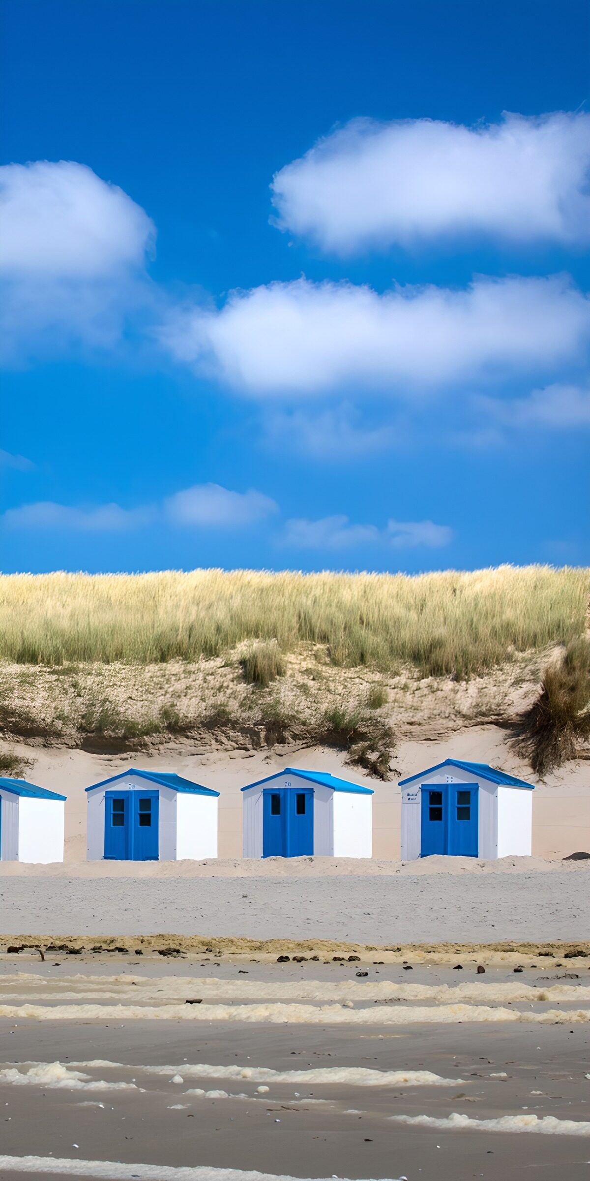 CW7276374: Zeehuisjes op het strand