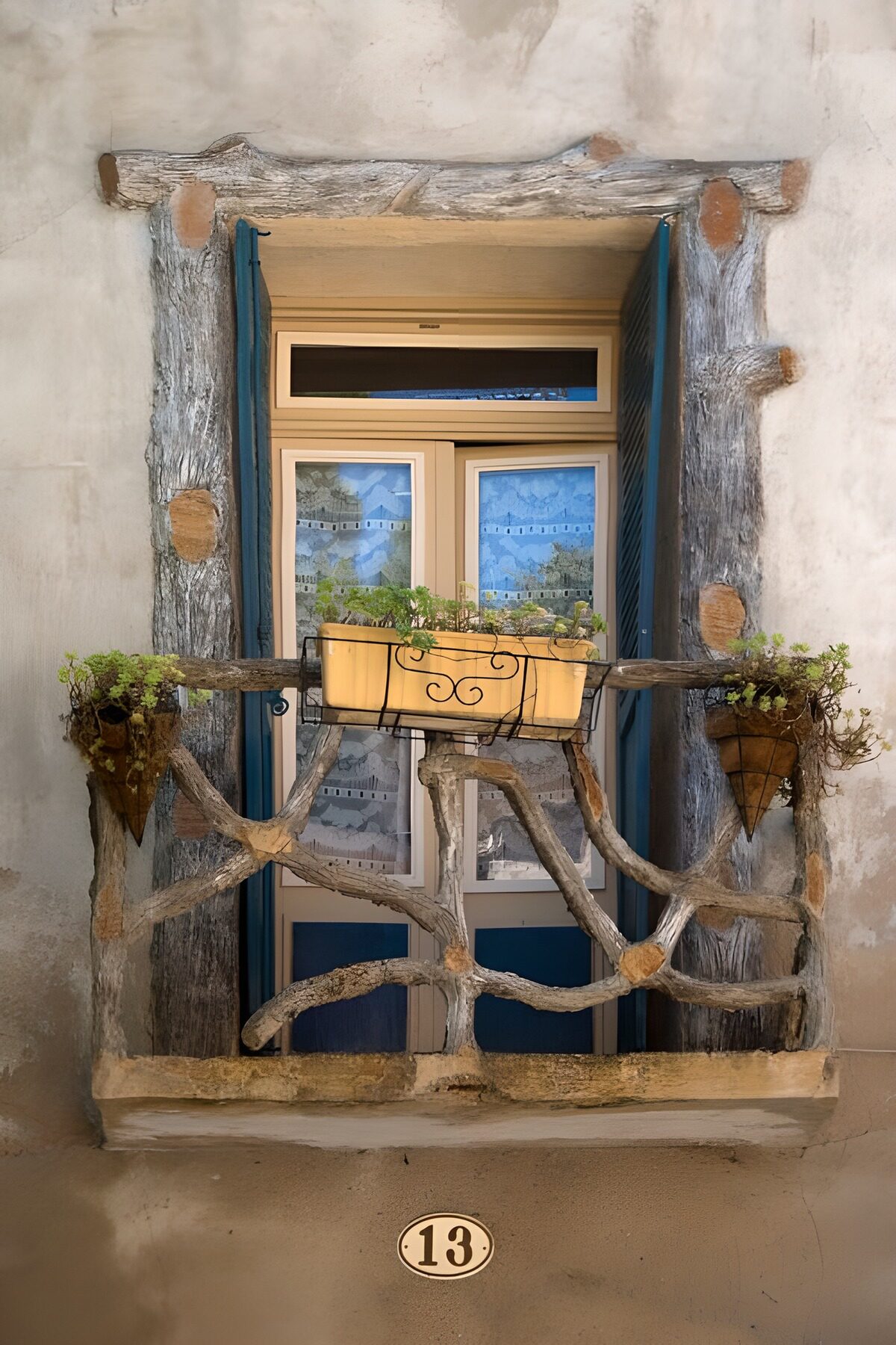 CW6076035: Charmante Balkondeur met Planten