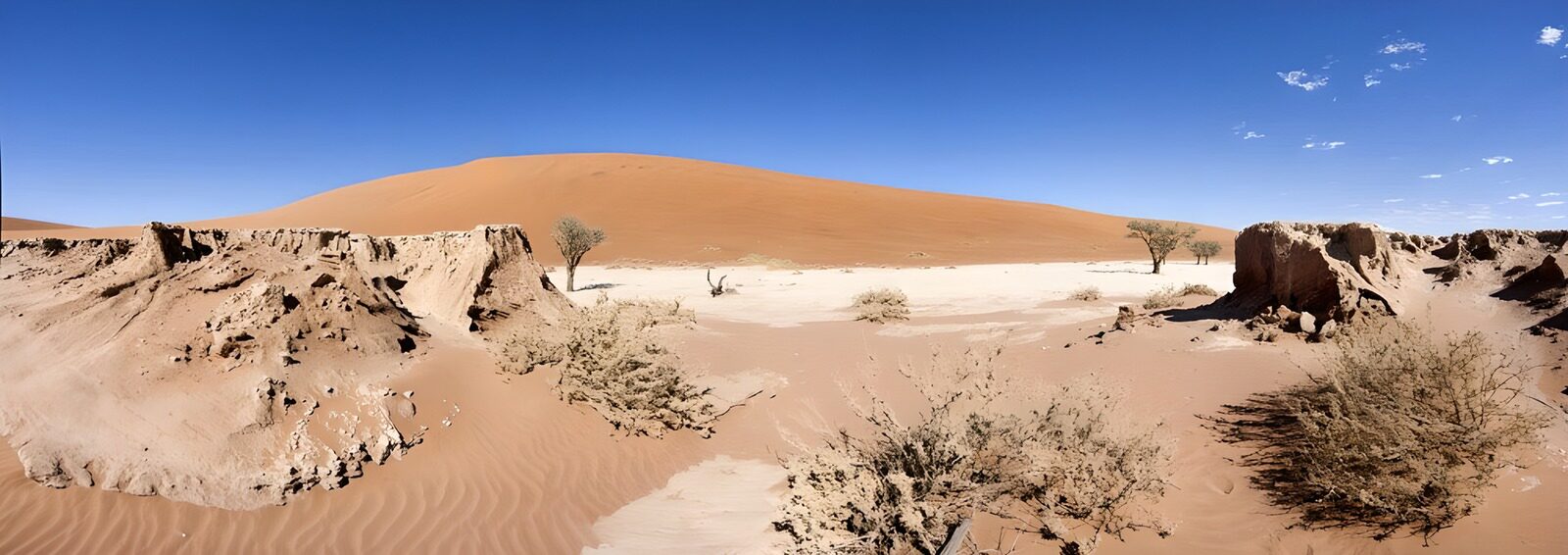 CW3426395: Uitgestrekte woestijnlandschap