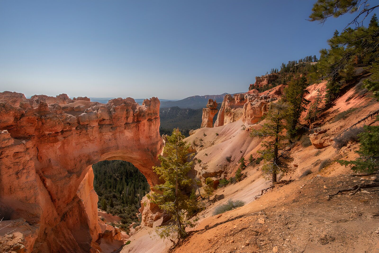 CW2123187: Natuurlijke Boog in Bryce Canyon