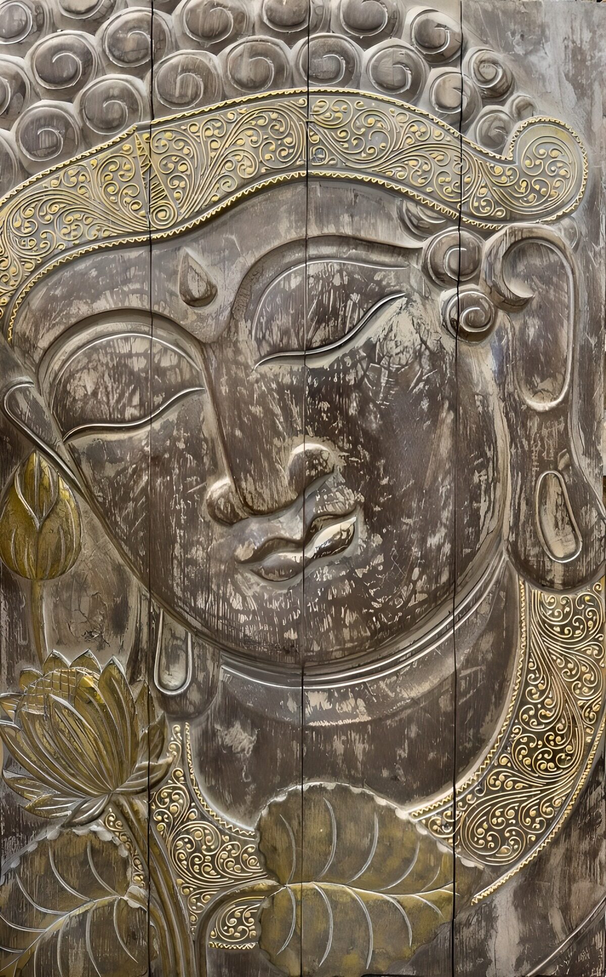 Gouden Boeddha-Houtsnijwerk